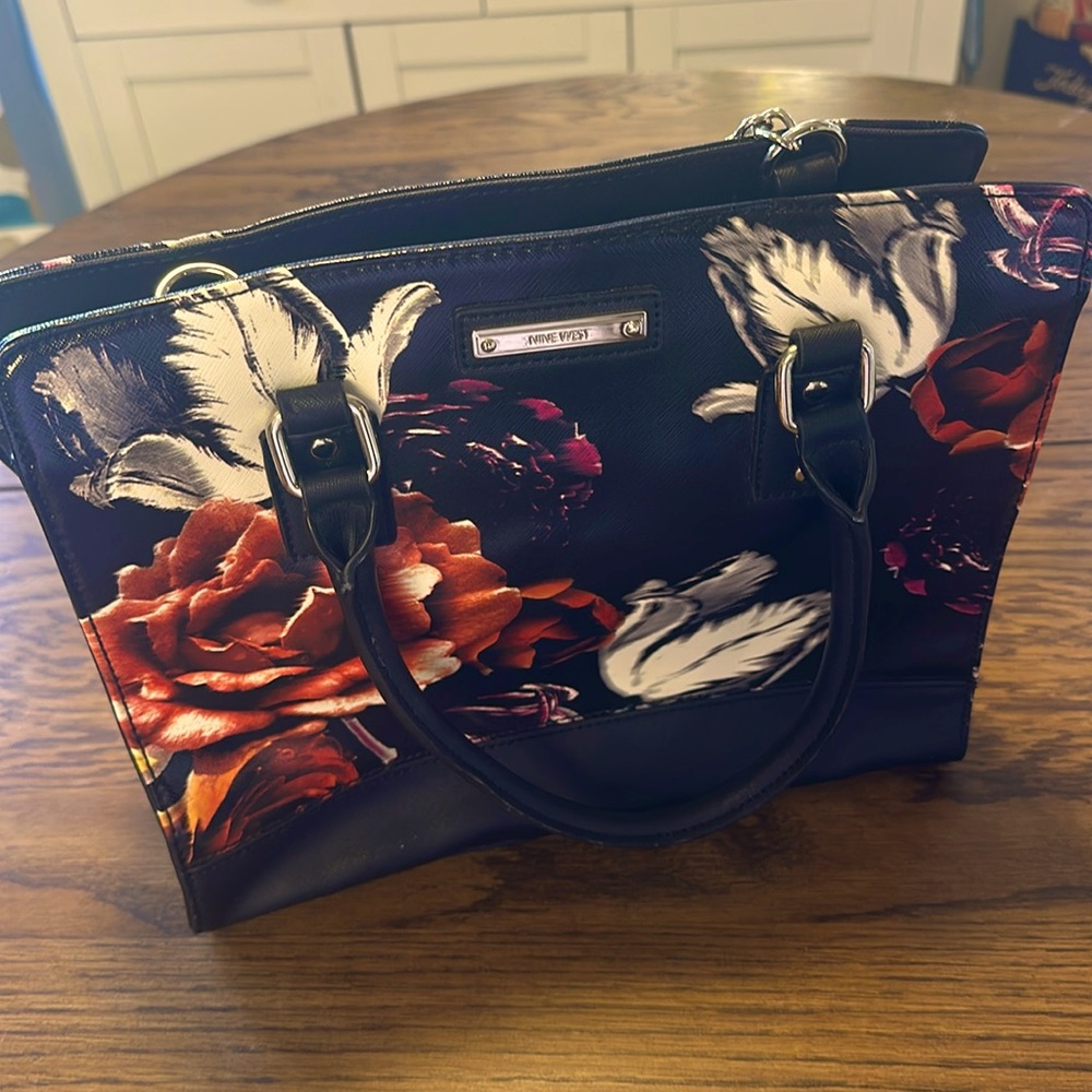 Nine West women’s handbag